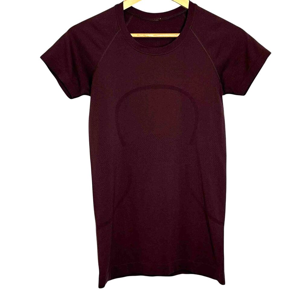 Lululemon Swiftly Tech Short Sleeve 2.0 Cassis - Picture 2 of 9